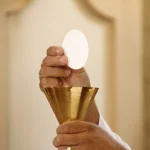 el-papel-esencial-del-diacono-en-la-iglesia-catolica